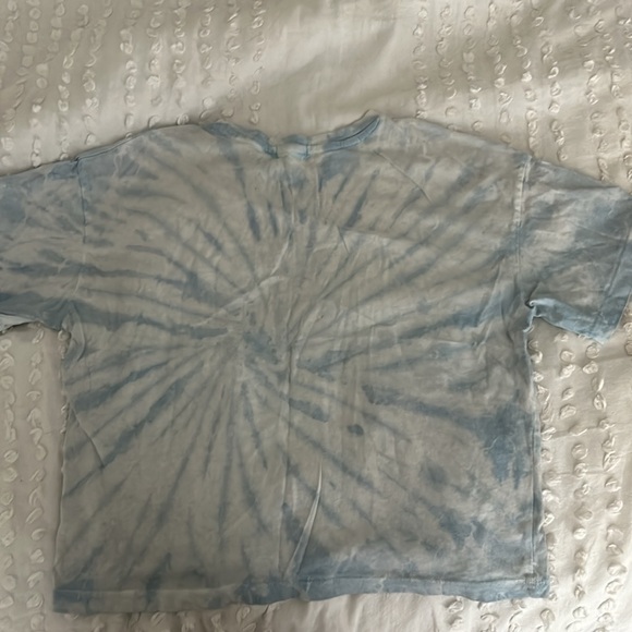 light blue tie-dye tee - Picture 2 of 3